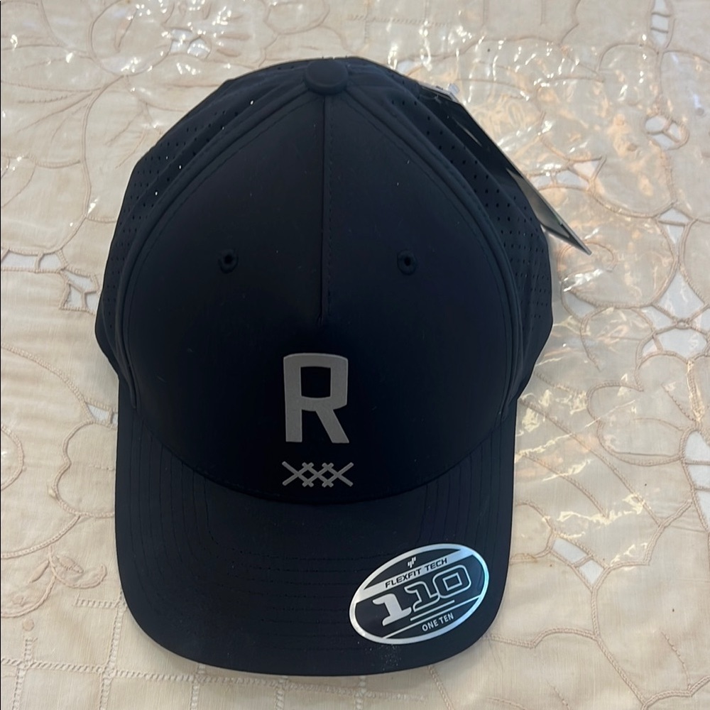 RHONE Black Performance Cap